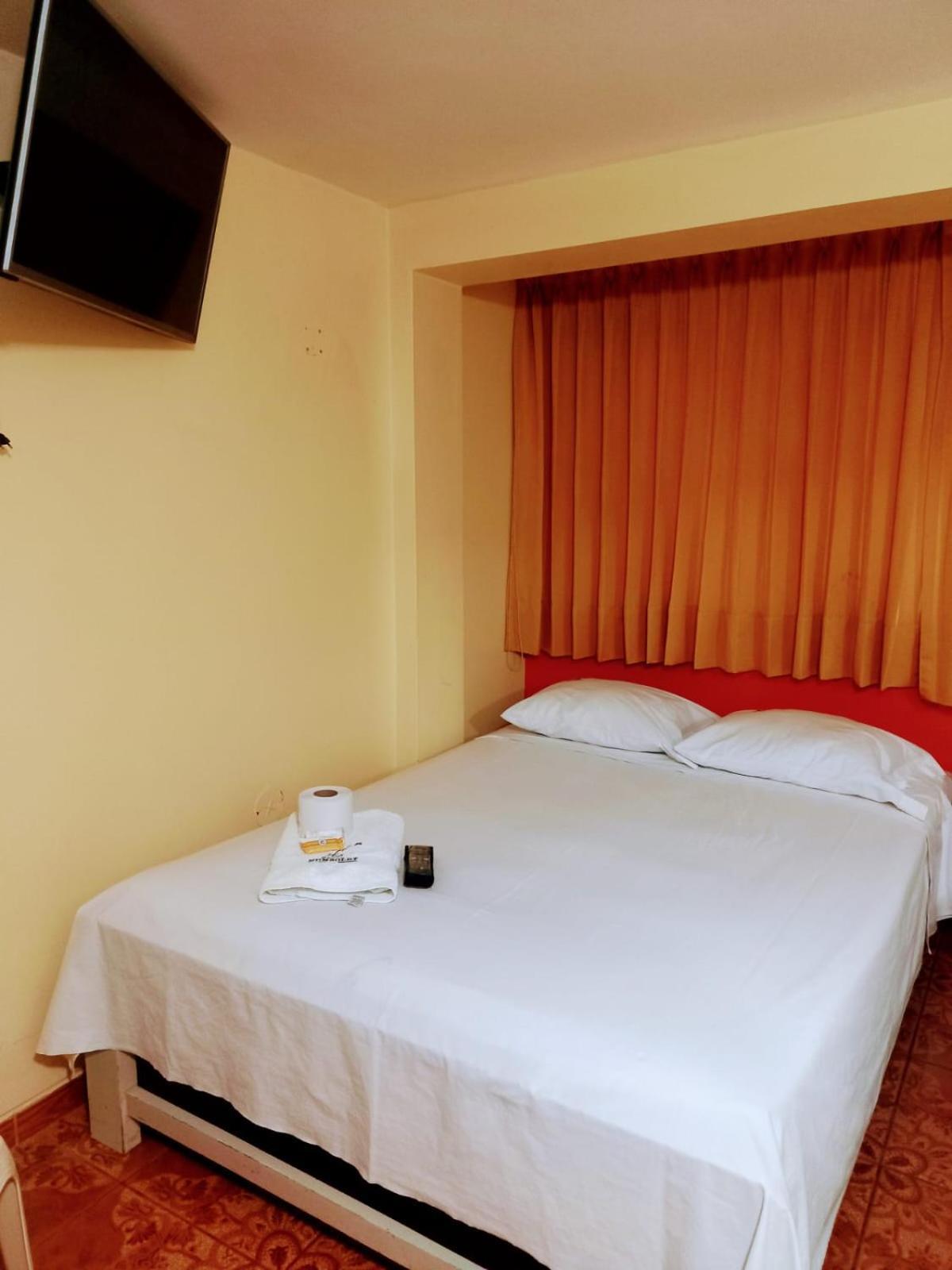 Hotel Humboldt Chiclayo Exterior photo